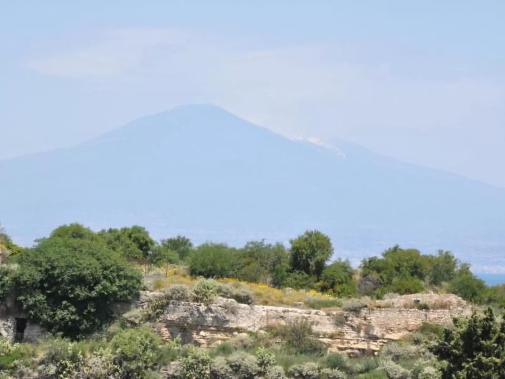 Für 4 Personen 90qm Agnone Bagni-Dehors