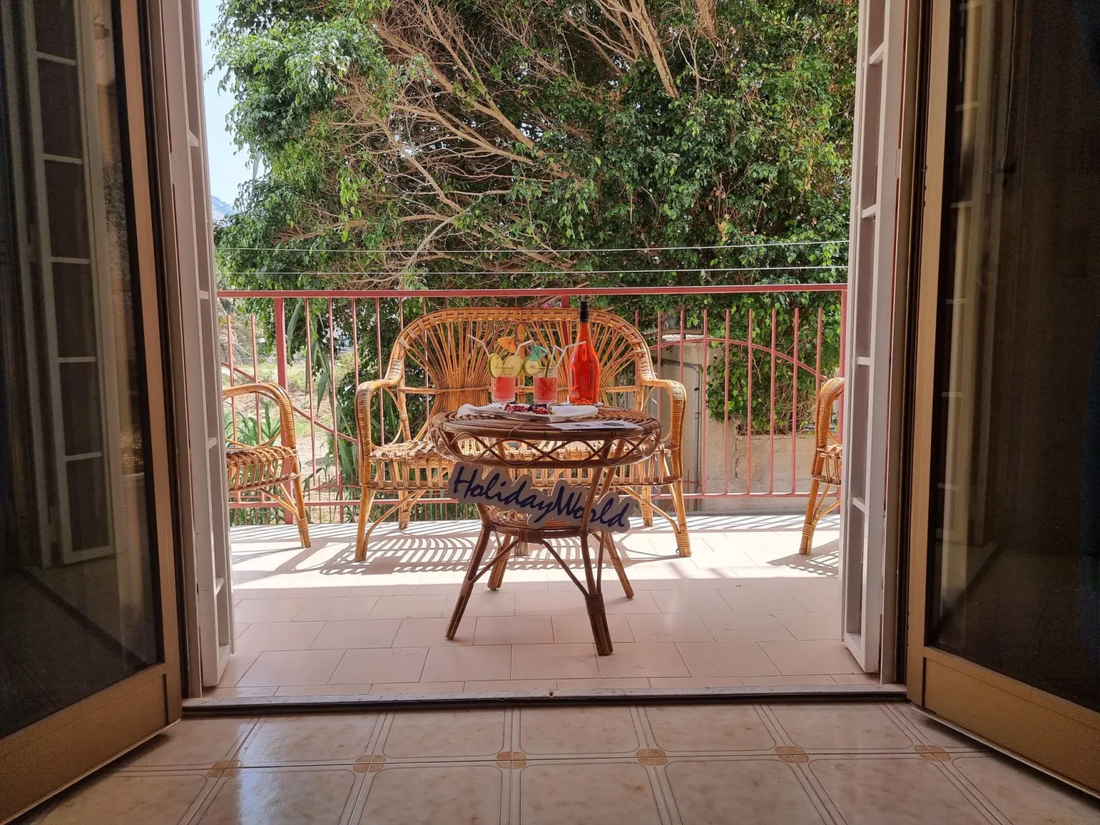 Für 4 Personen ca. 61 m&sup2; in Isola delle Femmine, Sizilien (Nordküste von S-Outside