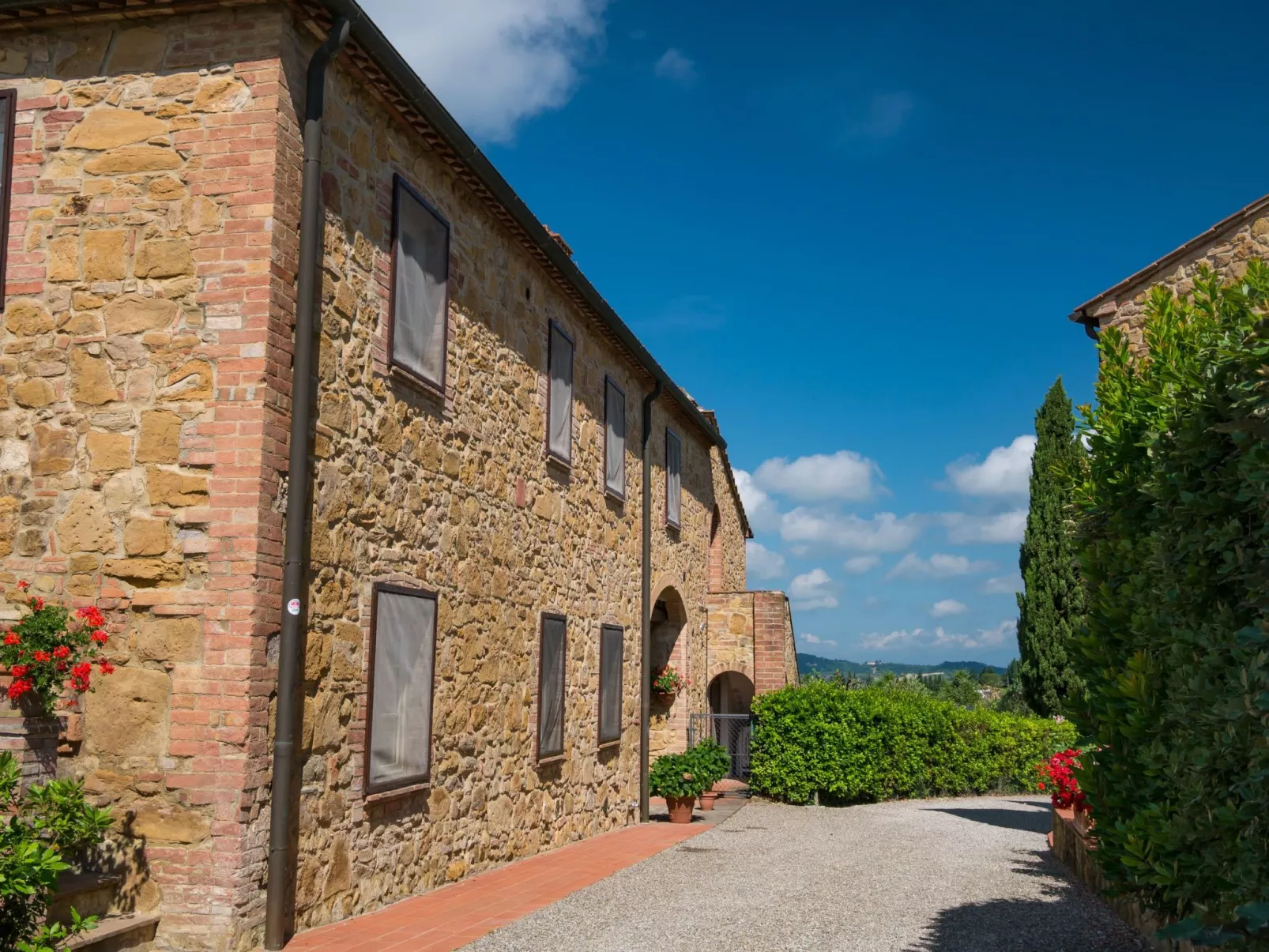Vier-Zimmer-Wohnung Collelungo mit 1 Badezimmer-Outside