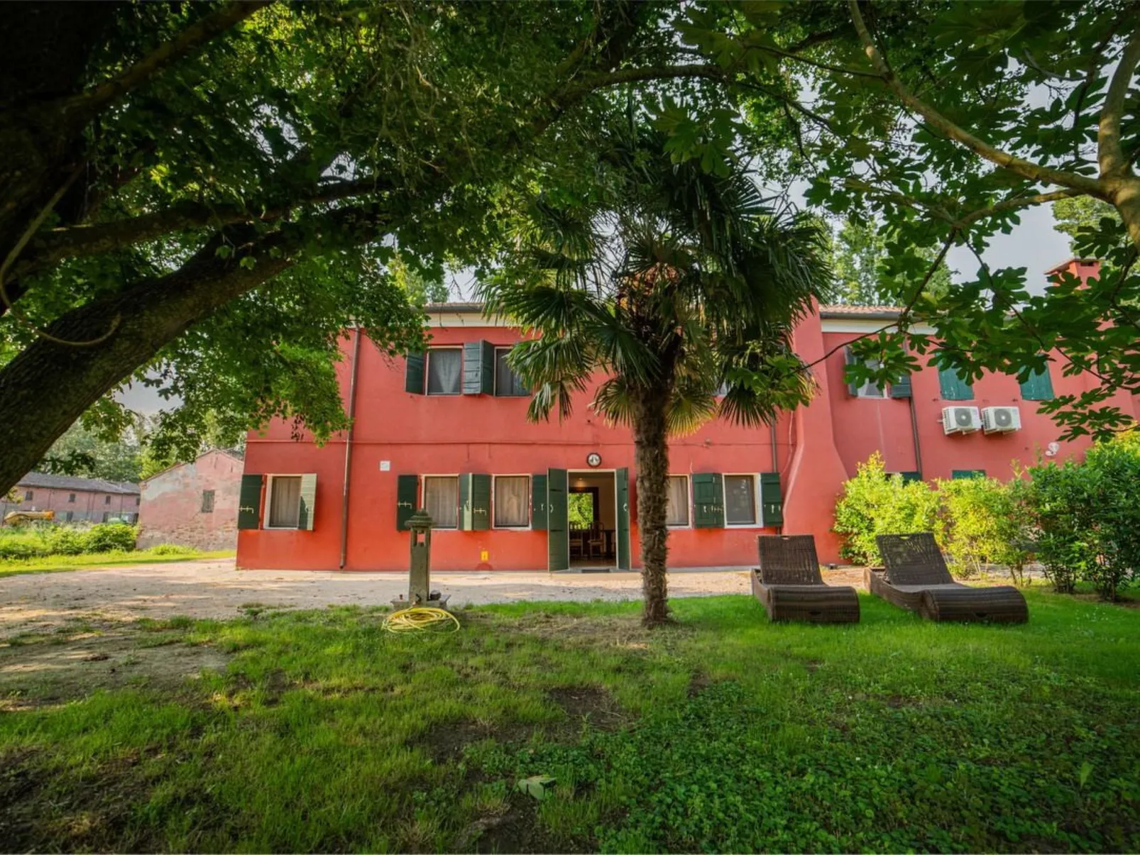 Villa mit Gemeinschaftspool zwischen Ferrara und Venezia-Outside