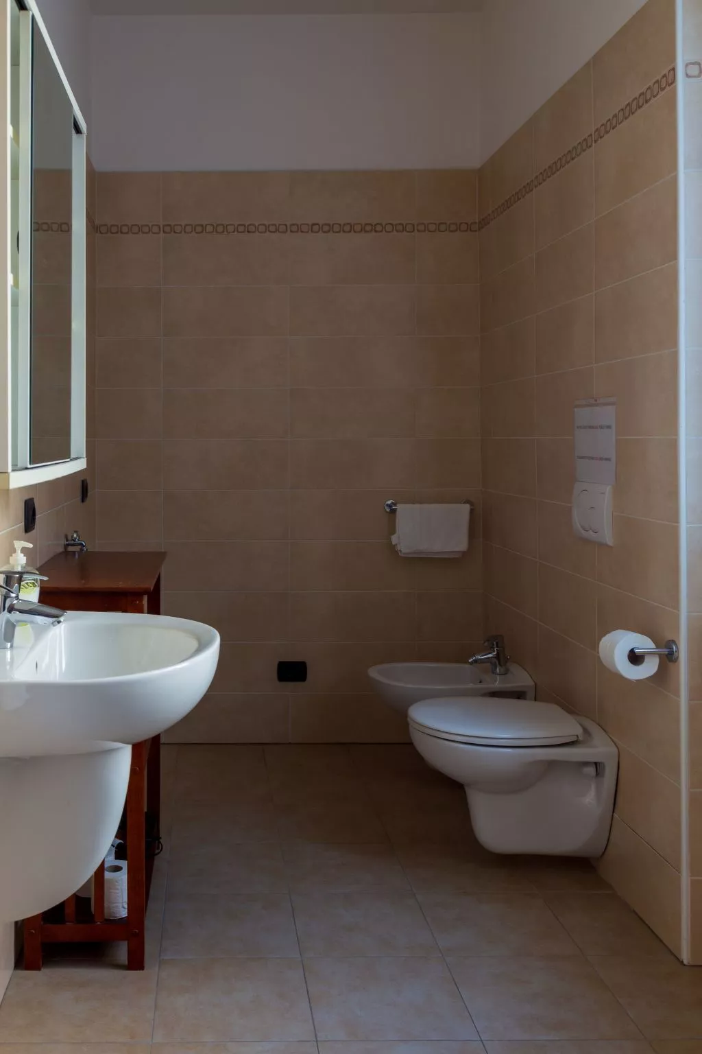 Mit Blick auf den Comer See-Dedans