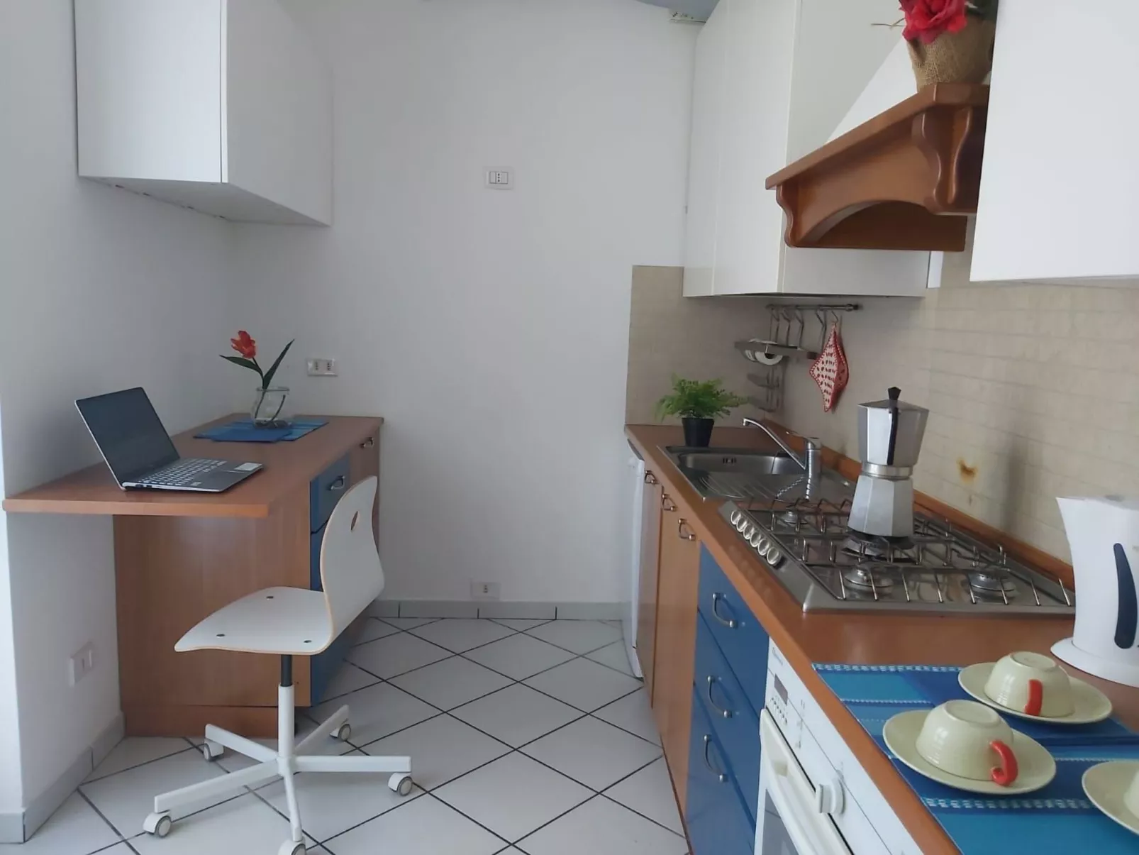 Villa Biancospino See Monate-Image-tags.info