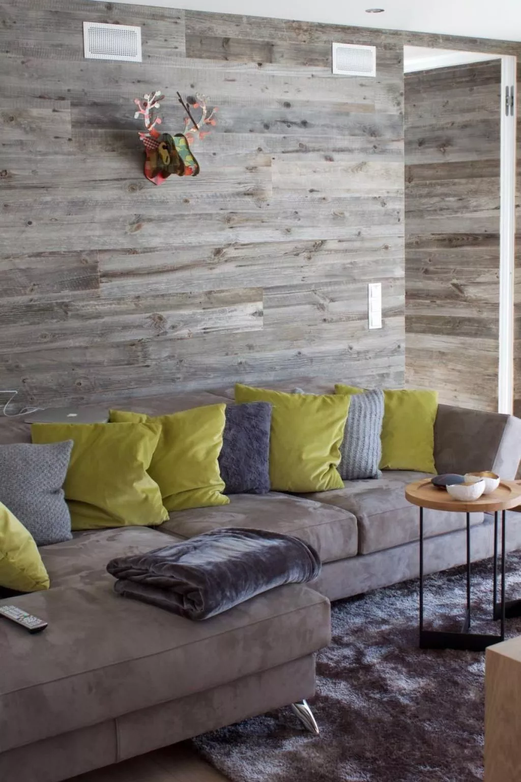 Apartment mit Balkon-Drinnen