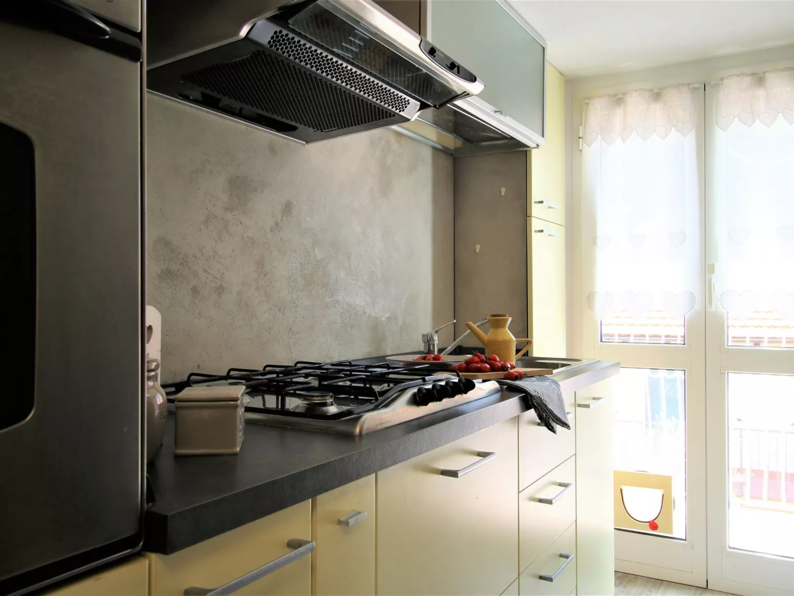 Mit Terrasse-Drinnen