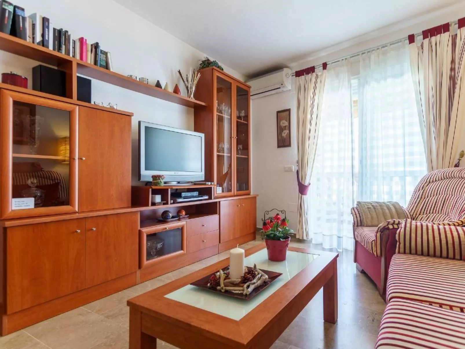 In Strandnähe-Drinnen