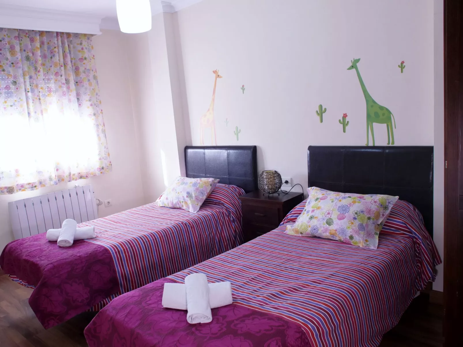 "Casa rural el Castillejo".-Inside