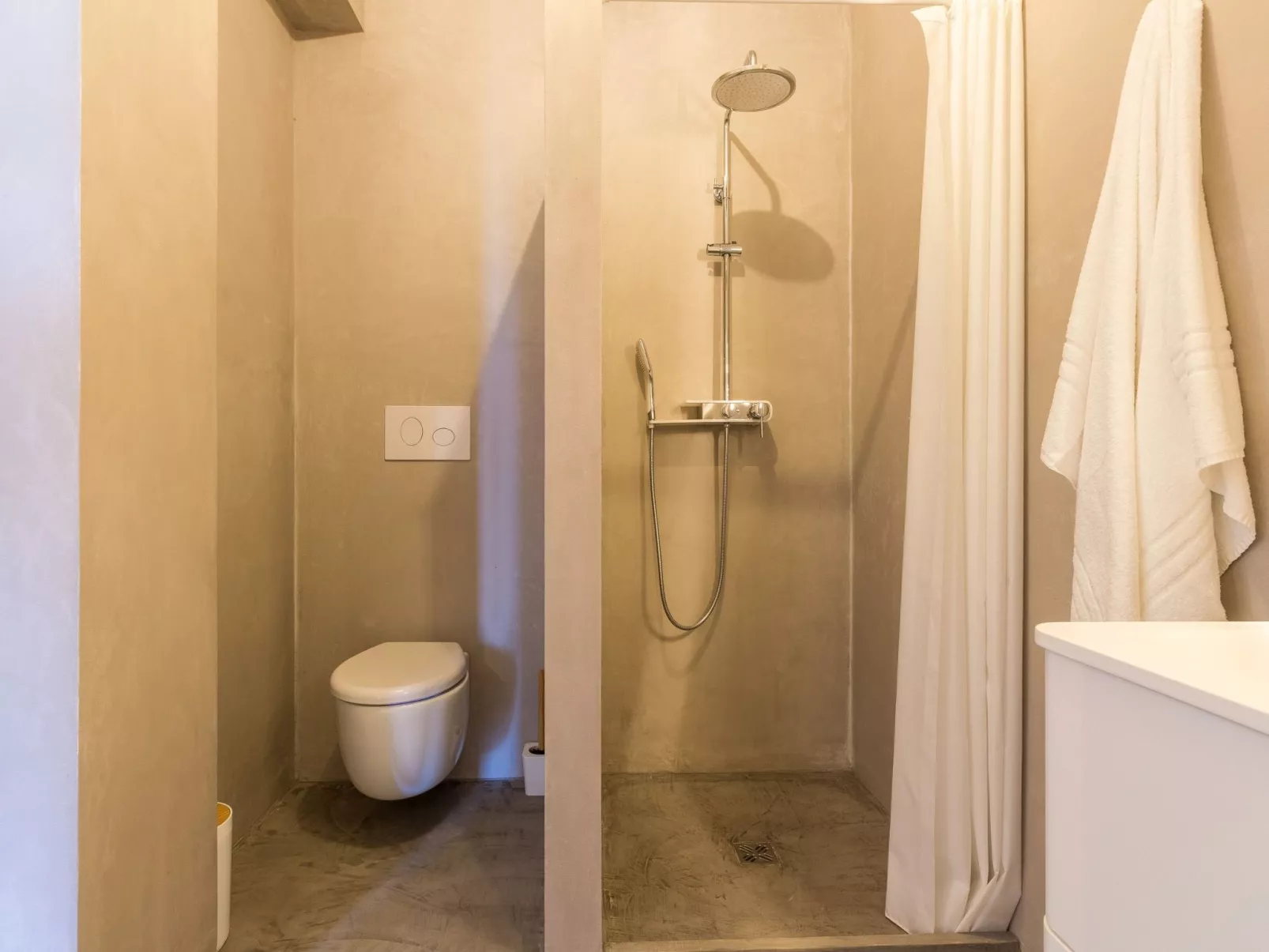 Demetra, moderne Villa mit Pool und Meerblick-Image-tags.info