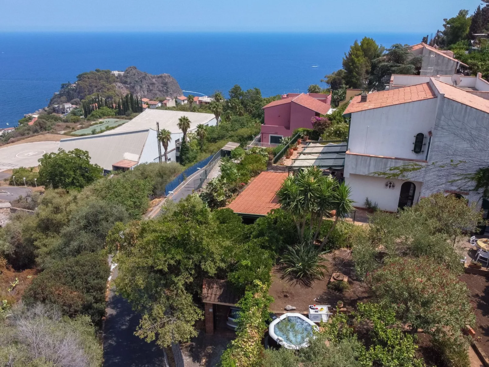 Angelo's Haus-Image-tags.info