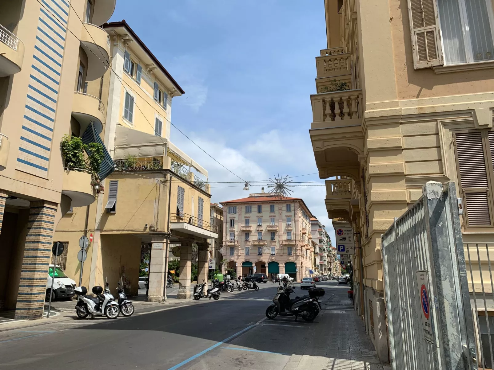 Für 6 Personen ca. 80 m&sup2; in Chiàvari, Norditalien (Ligurien)-Outside