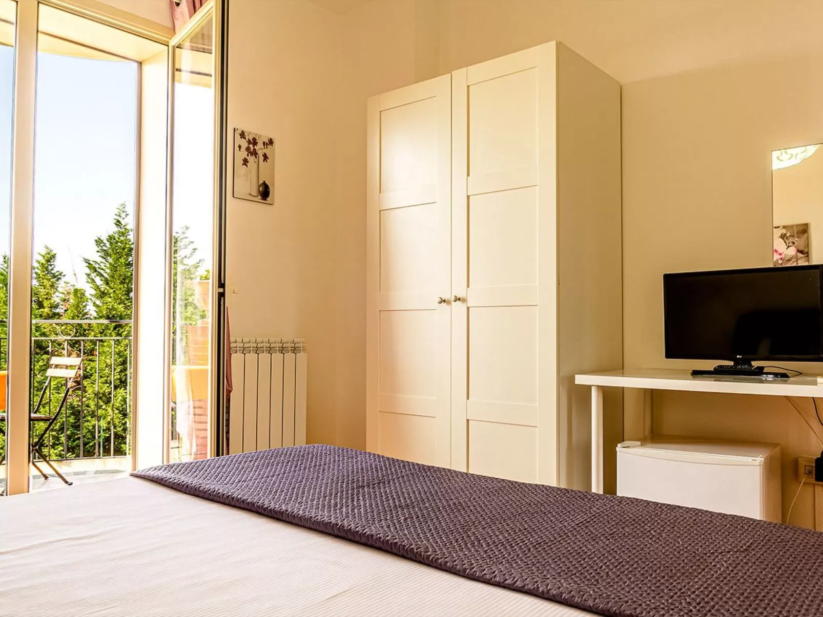 Villa Mari e Amuri-Image-tags.info