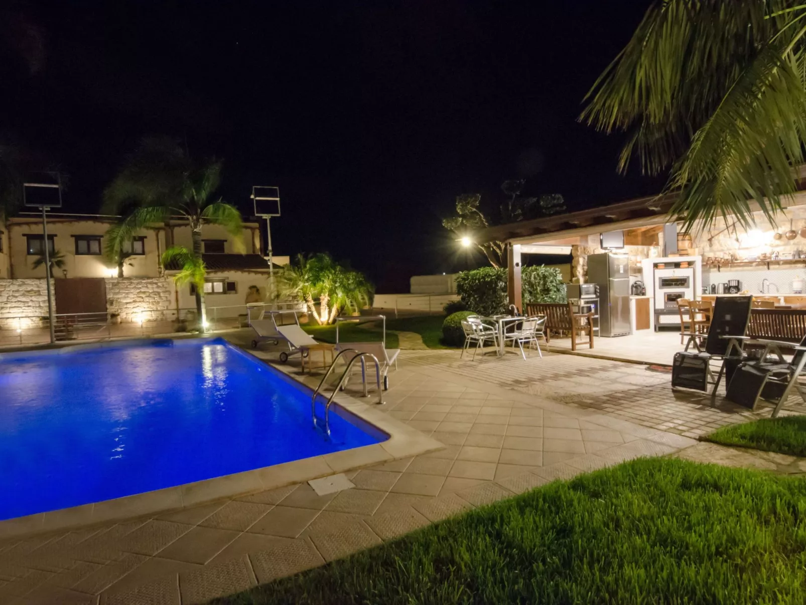 Villa in Alcamo mit privatem Pool und Garten-Dehors