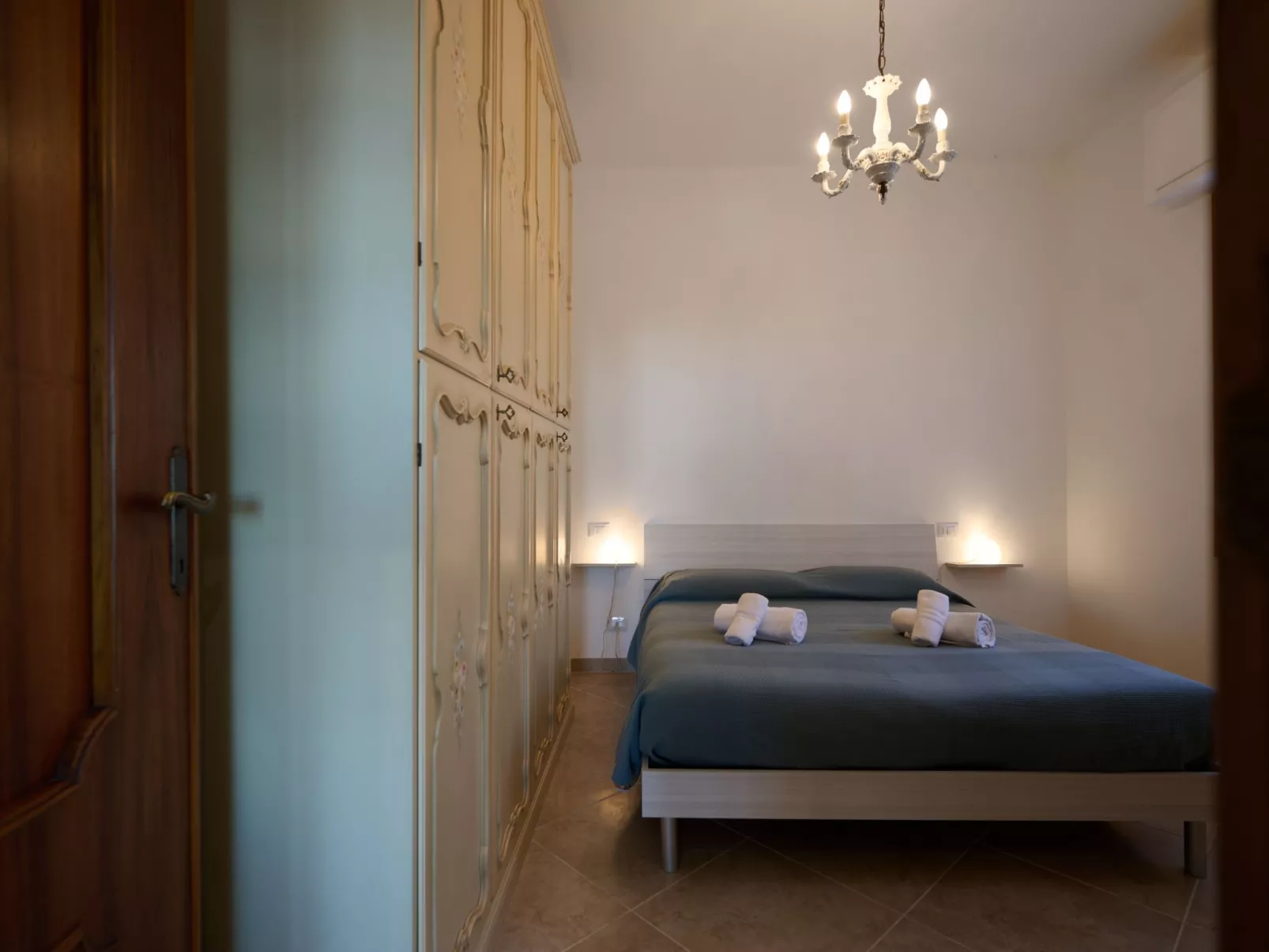 Villa Camilla Gartenwohnung'-Drinnen