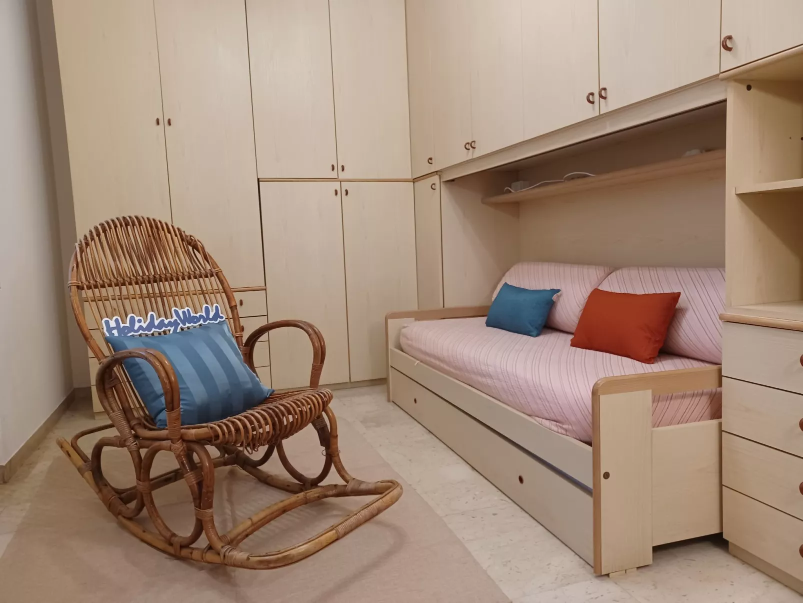 House Holiday Sea by Holiday World-Inside