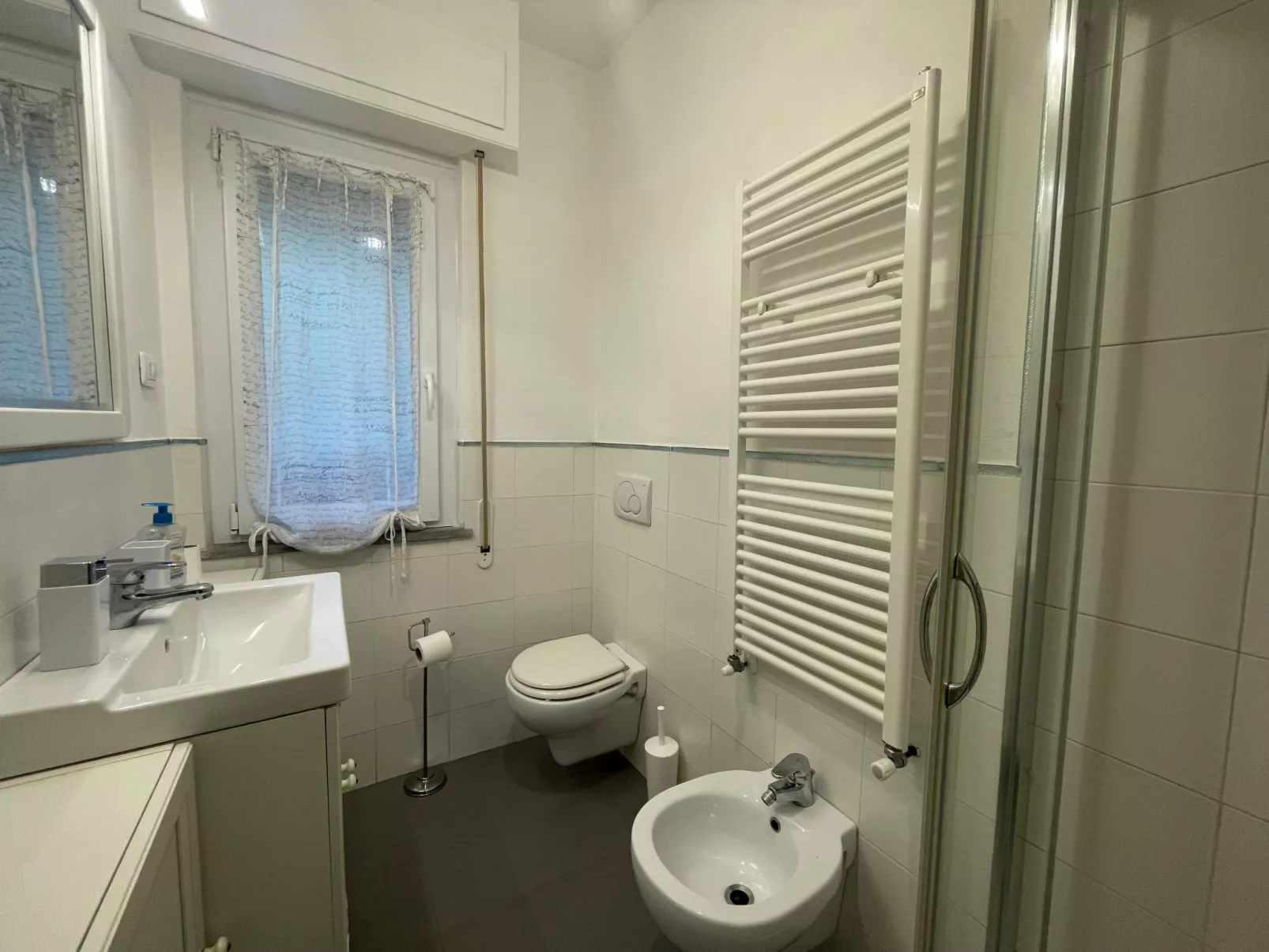 Mari Sole House by Holiday World-Inside