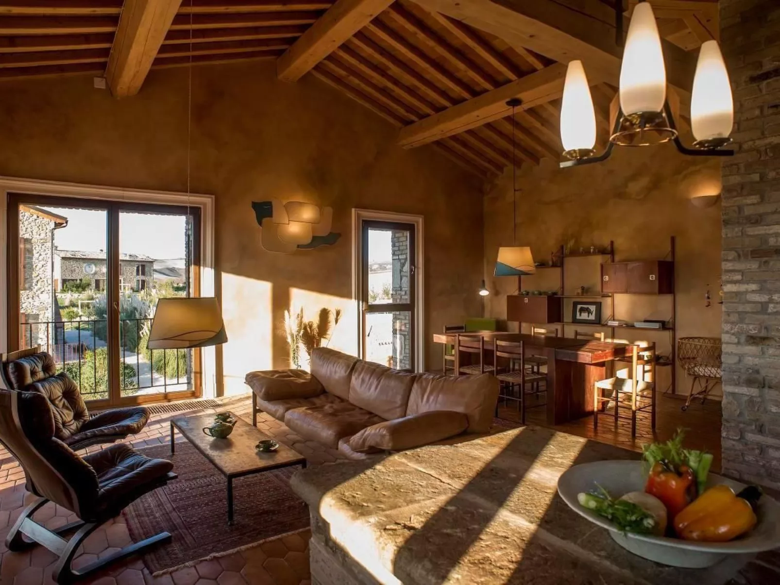 "Villa I Spazio" mit Pool-Drinnen