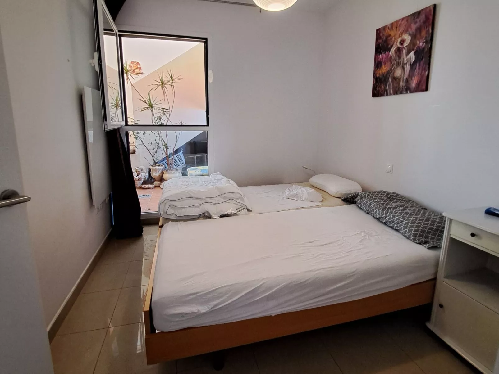 Schönes Appartement mit Grill, Pool und Terrasse-Inside