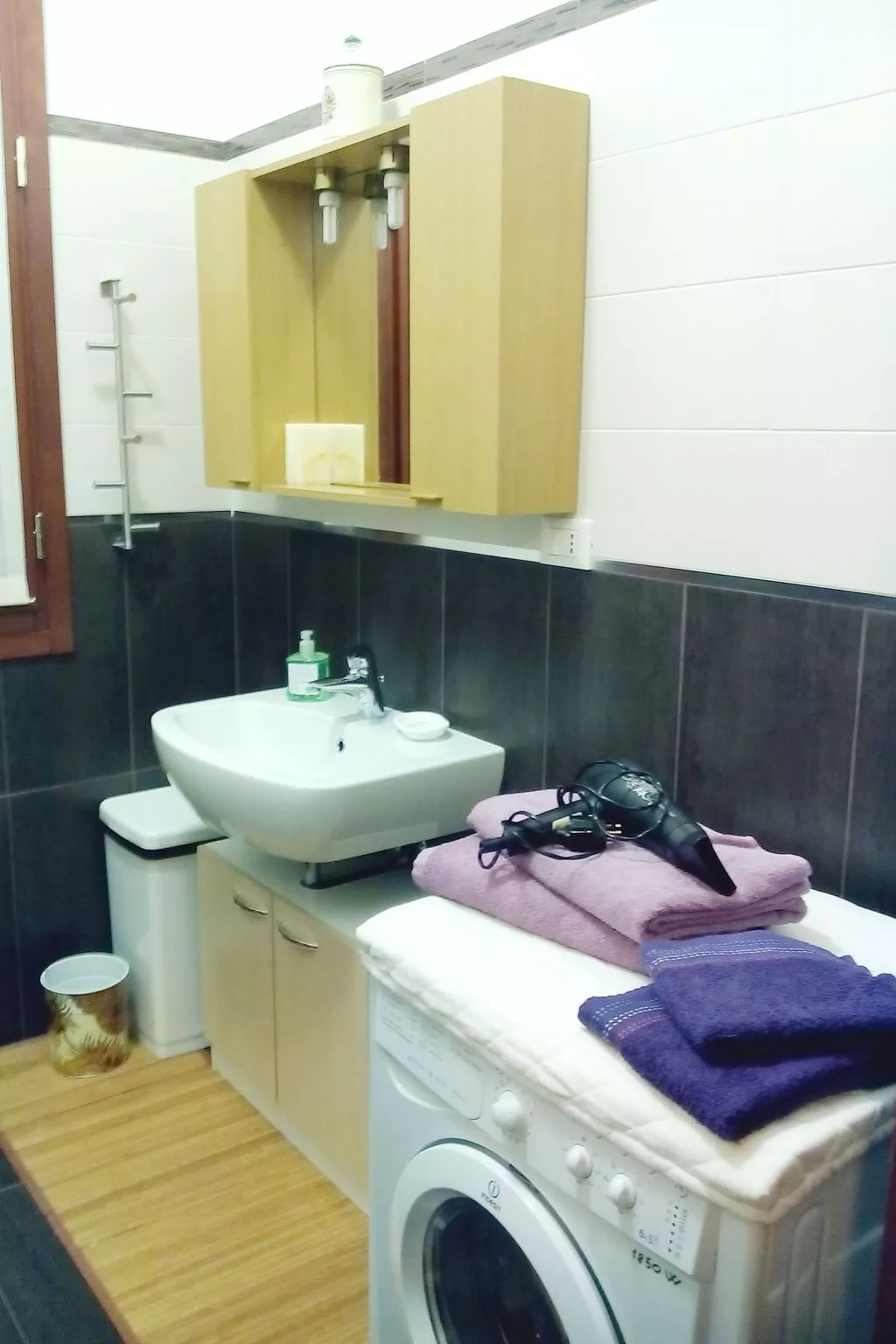 Ca'del Ravano' Wohnung mit Blick aufs Wasser-Drinnen