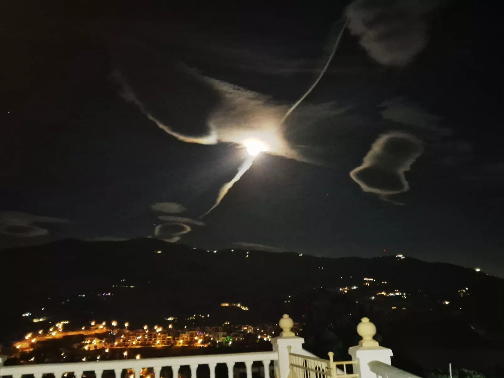 Villa Sur-Image-tags.info