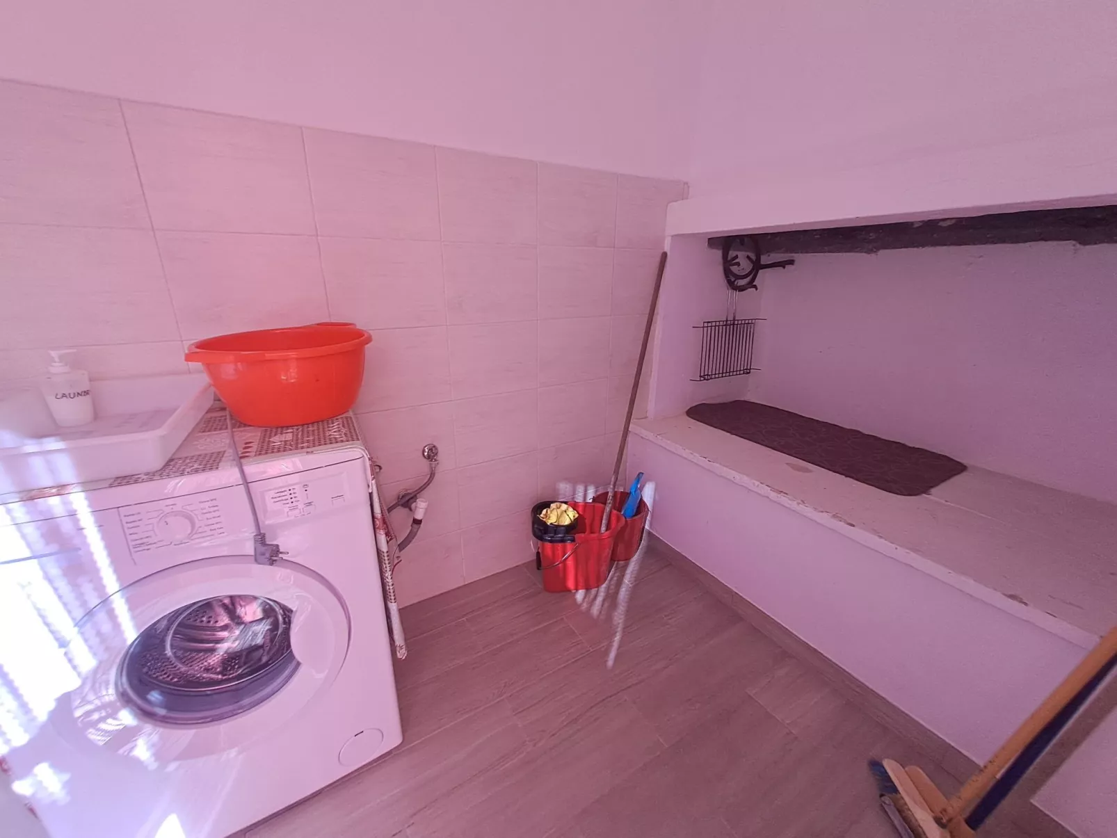 Bauernhof mit Schwimmbad und Babypark Brindisi am Meer-Inside