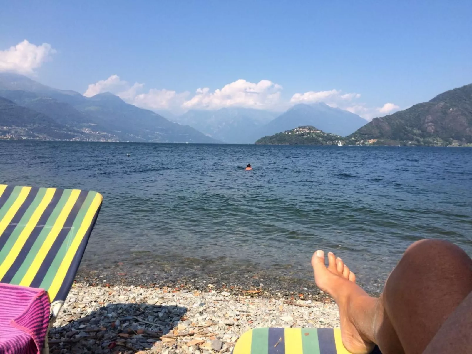 Wohnung Annetta mit Sicht auf See und Berge-Image-tags.info