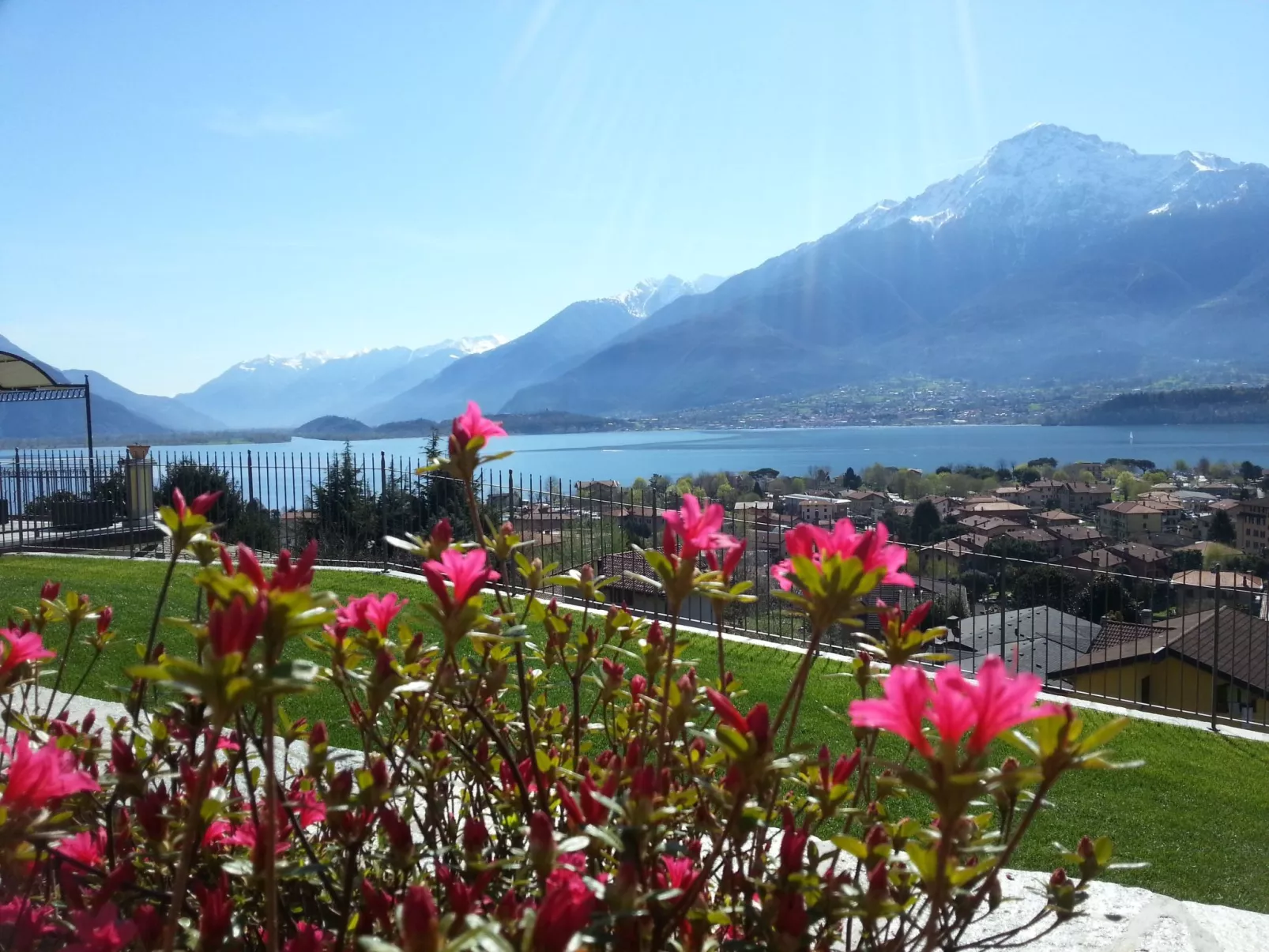 Jugendstilvilla mit Blick auf den Comer See-Outside