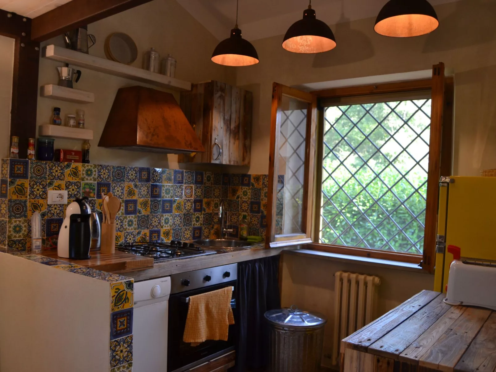 Freistehendes Haus mit Garten zur alleinigen Nutzung-Dedans