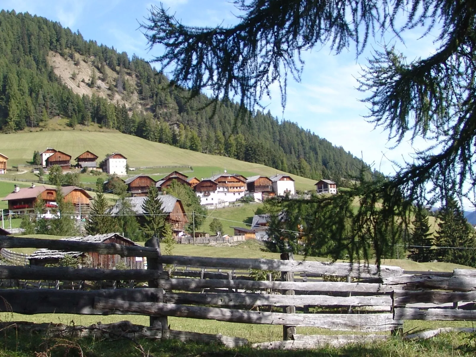 "Ciasa Linda App.3-Draußen