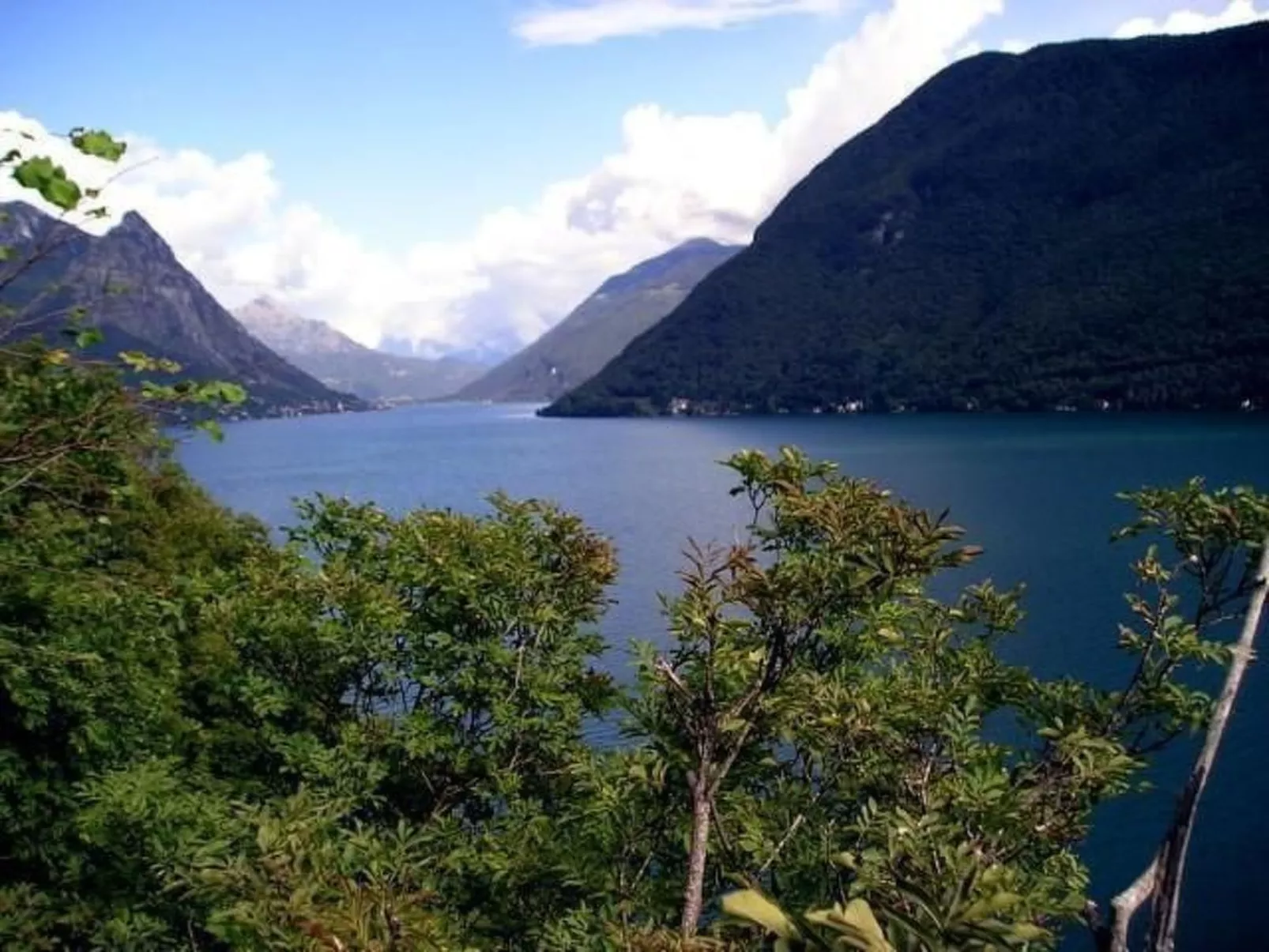 Mobilheim am Luganer See Porlezza-Draußen