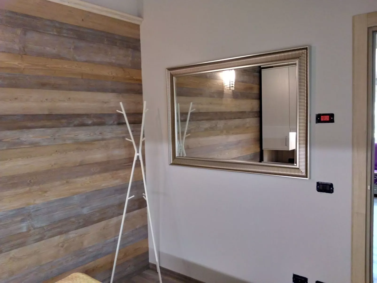 Freistehendes Haus mit privatem Garten-Inside