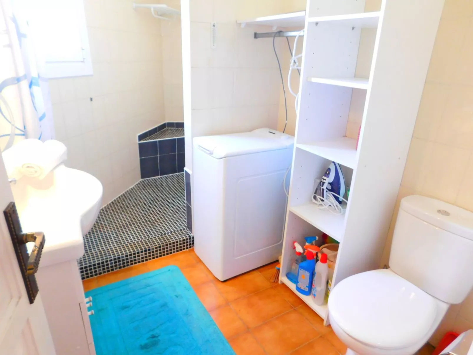 Zimmer mit Parkplatz Roses, Costa Brava-Dedans