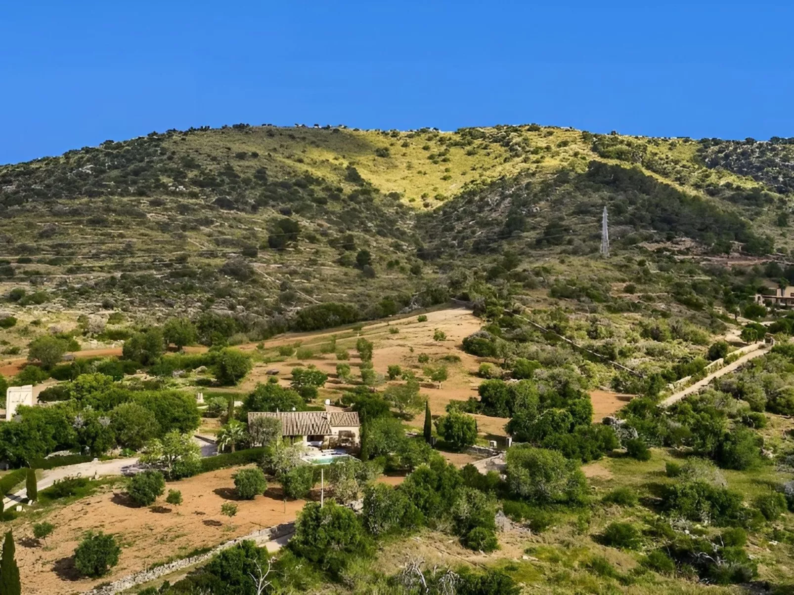 Finca mit Bergblick, Schwimmbad und Klimaanlage.-Draußen
