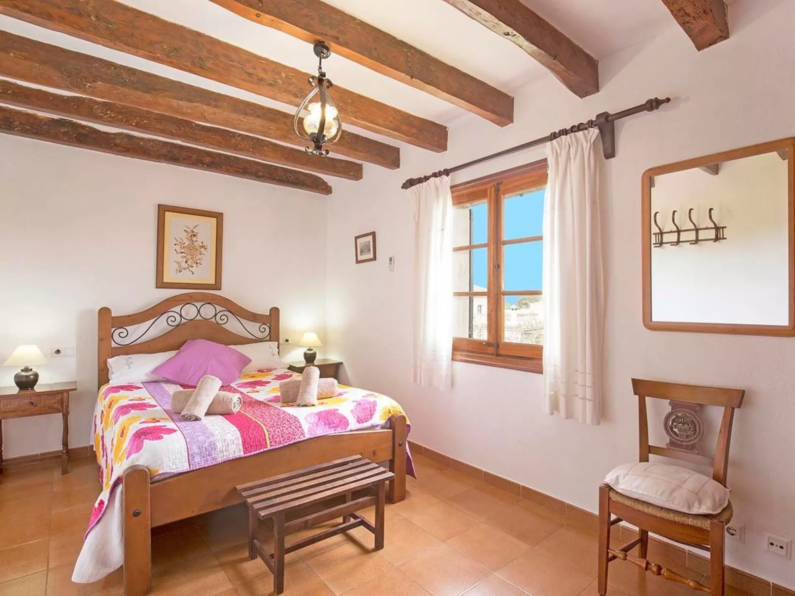 Villa Assumpció in Pollença mit Pool und Grill-Drinnen