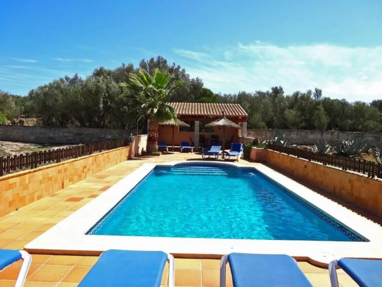 Finca Vista Montanas-Draußen