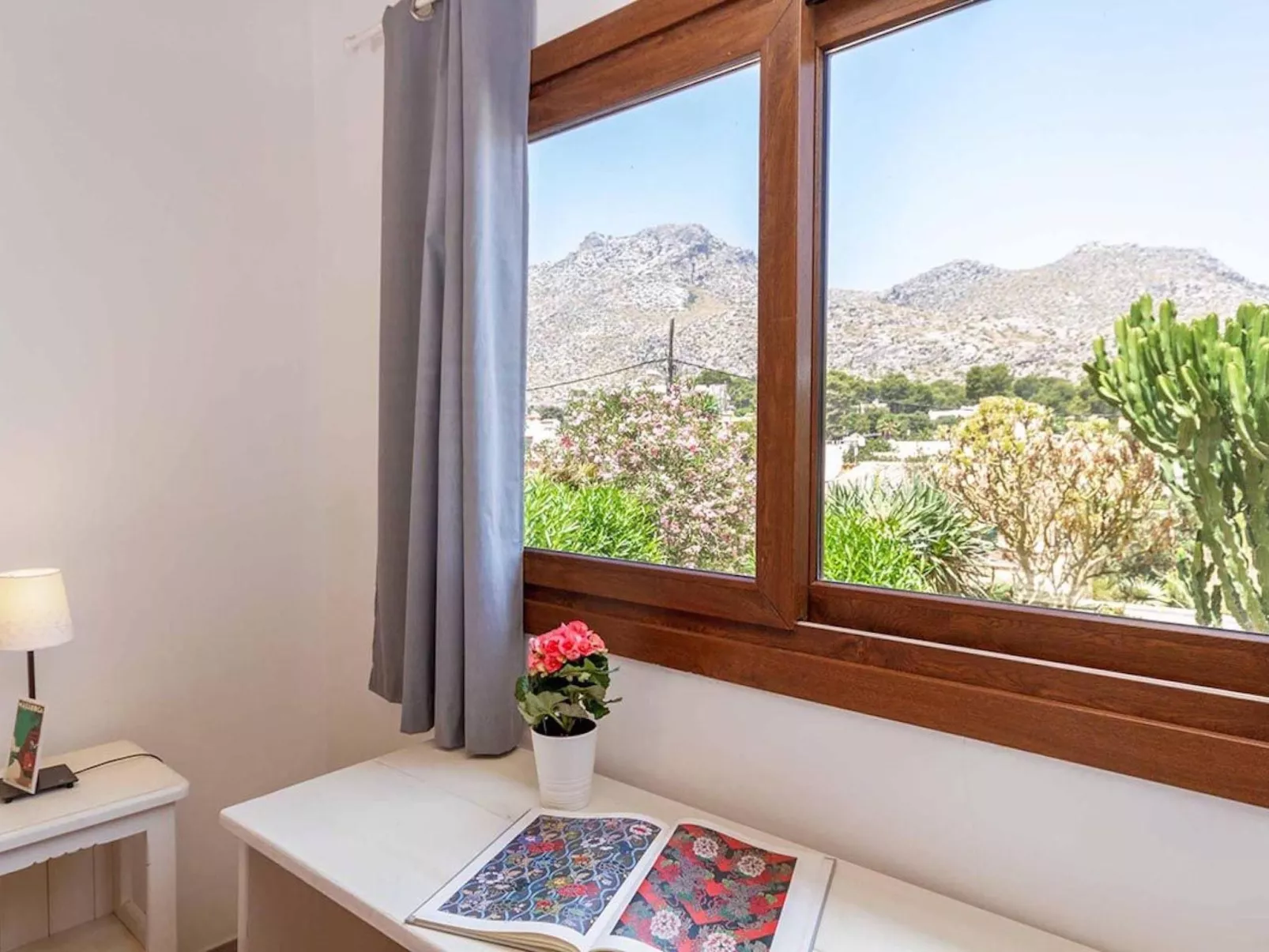 Villa Alexandria Cala Sant Vicenç-Inside