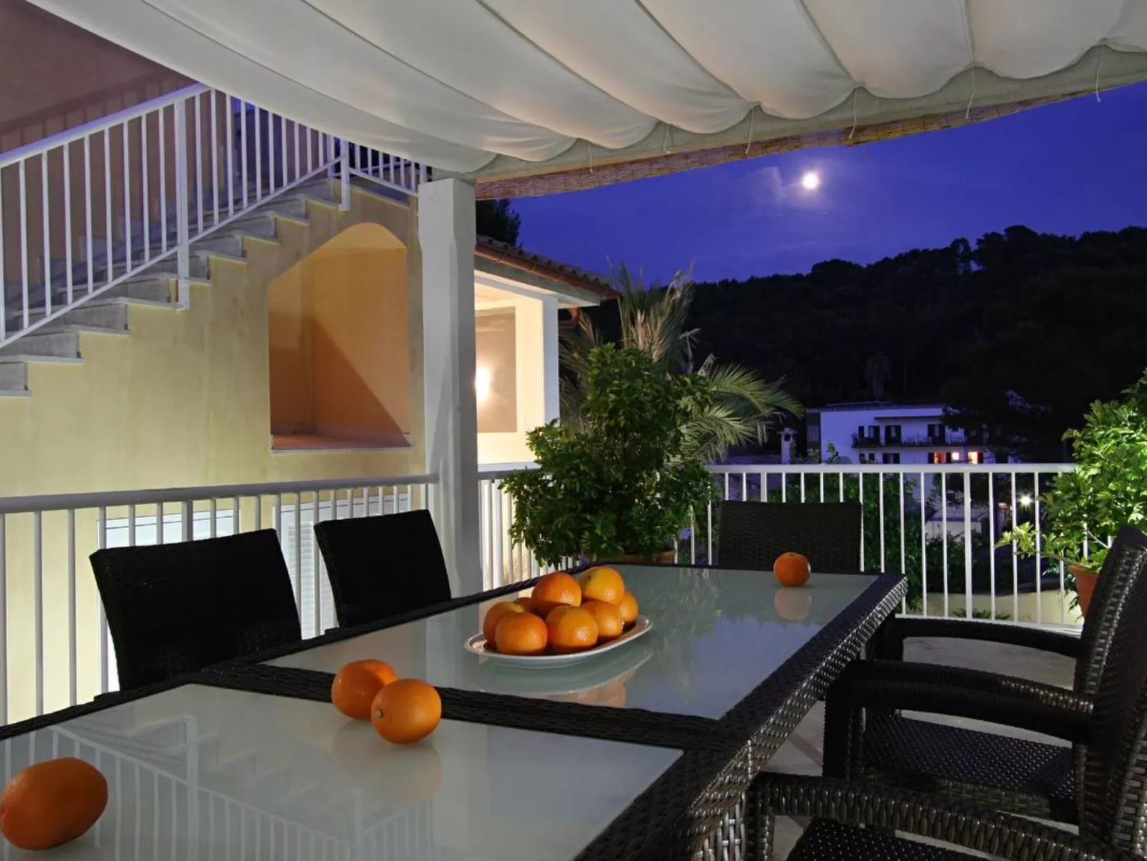 Villa Medina, Cala Sant Vicenç-Image-tags.info