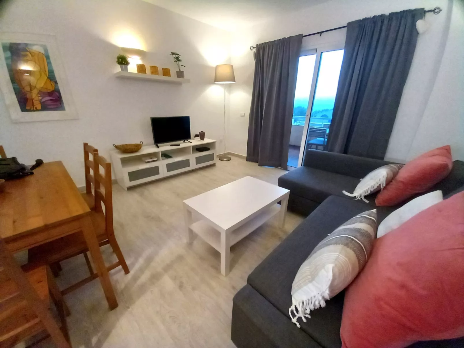 Ferienunterkunft "Marineda Medano".-Inside