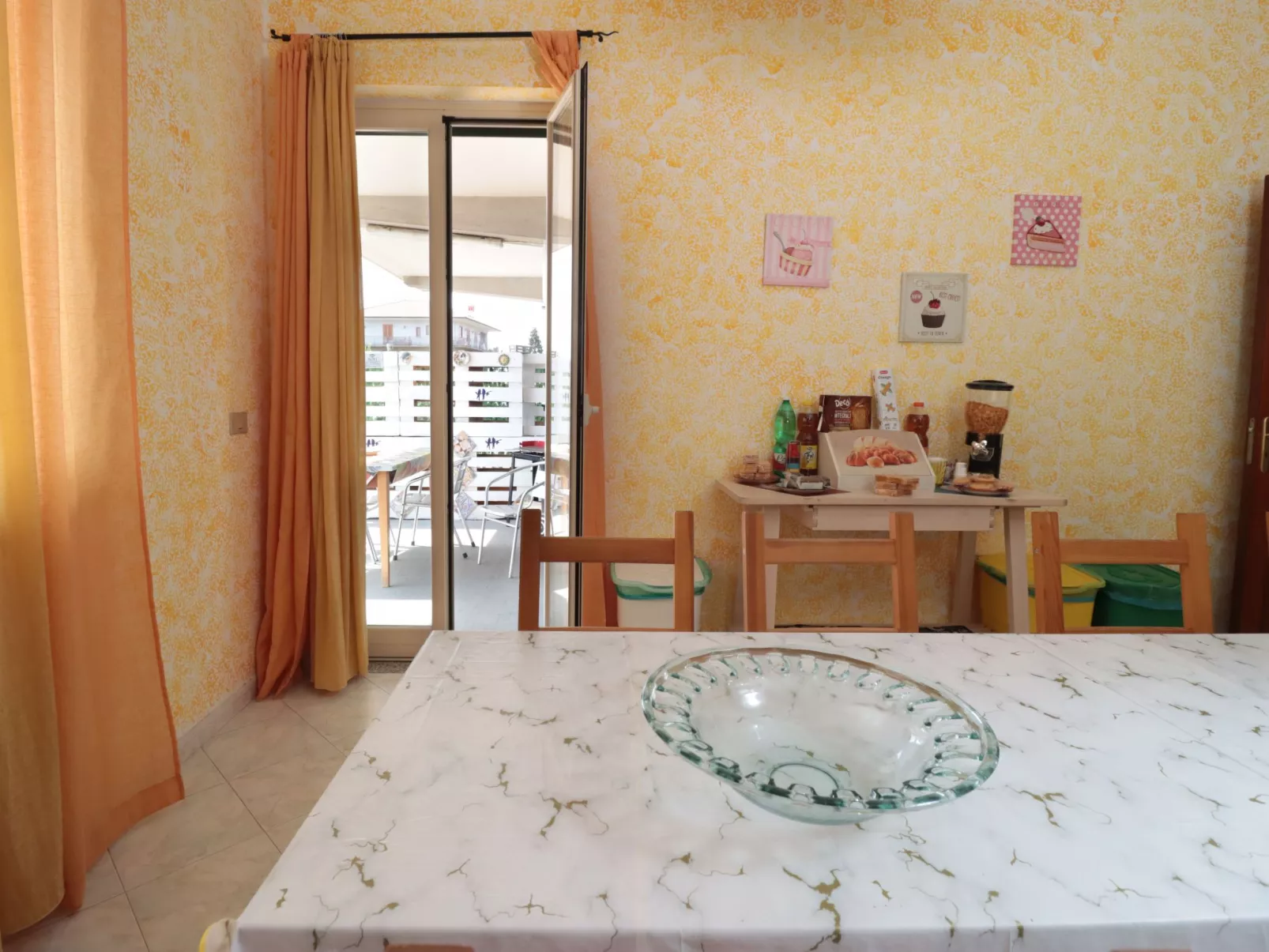 Le Palme in linera-Drinnen