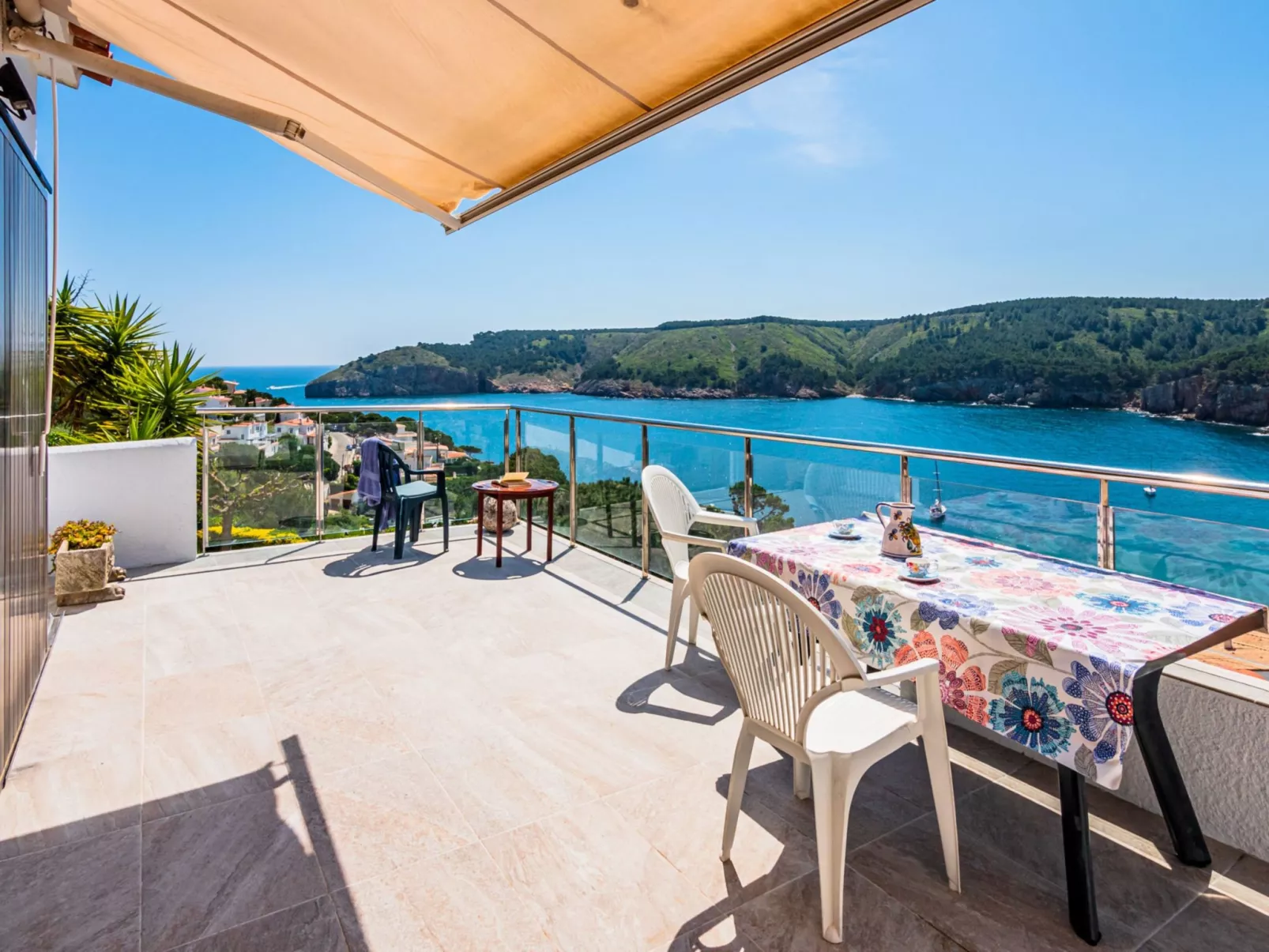 Costabravaforrent Palas Atenea ist eine wunderschöne Villa mit unglaublichem Bl-Dehors