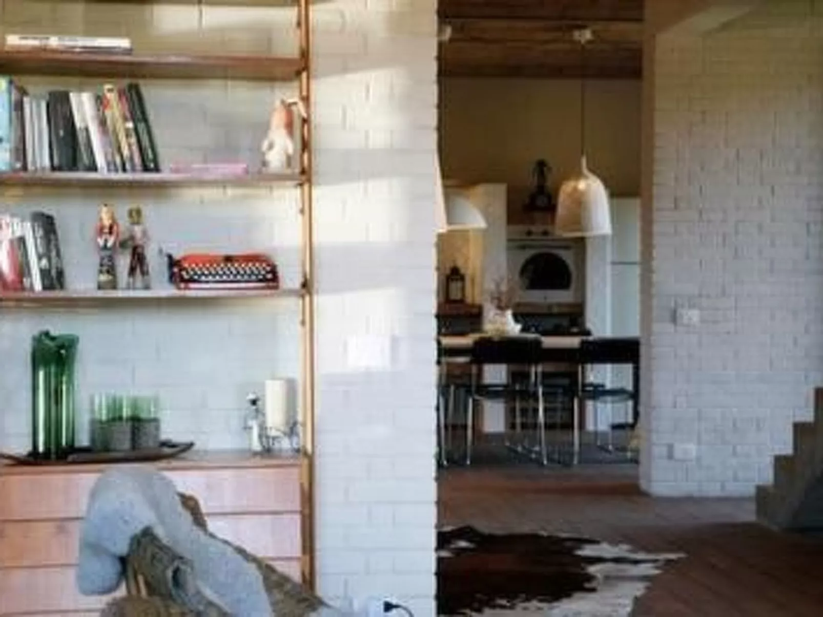 In Montescudaio mit Großem Garten-Drinnen