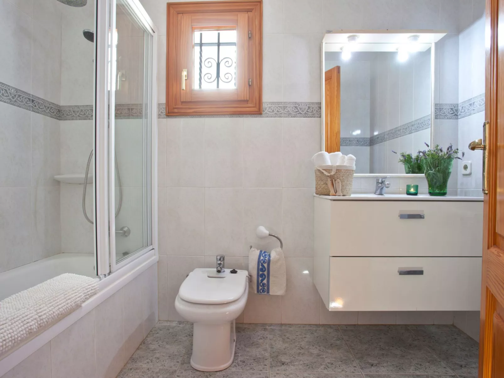 Chalet "Casa Hector" 300m vom Strand und Schwimmbad entfernt-Inside