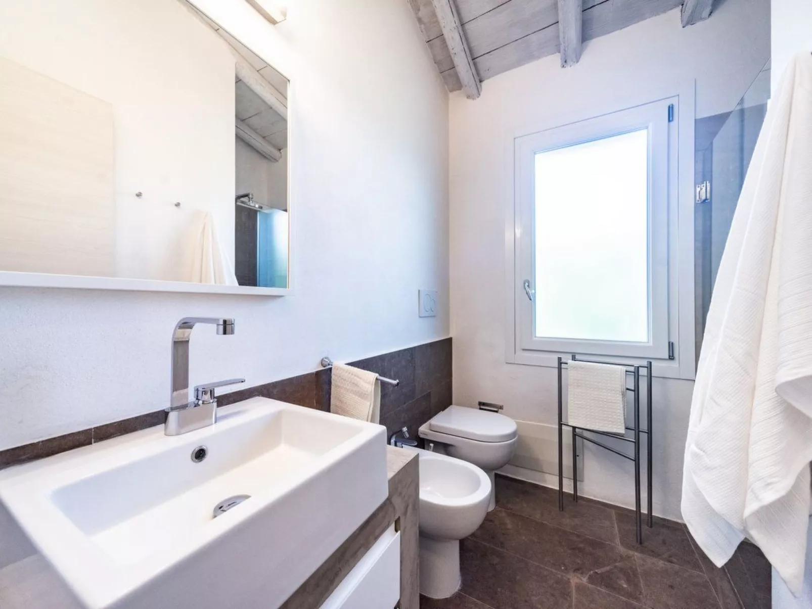 Villa "Villa Amare" mit Blick aufs Wasser-Image-tags.info