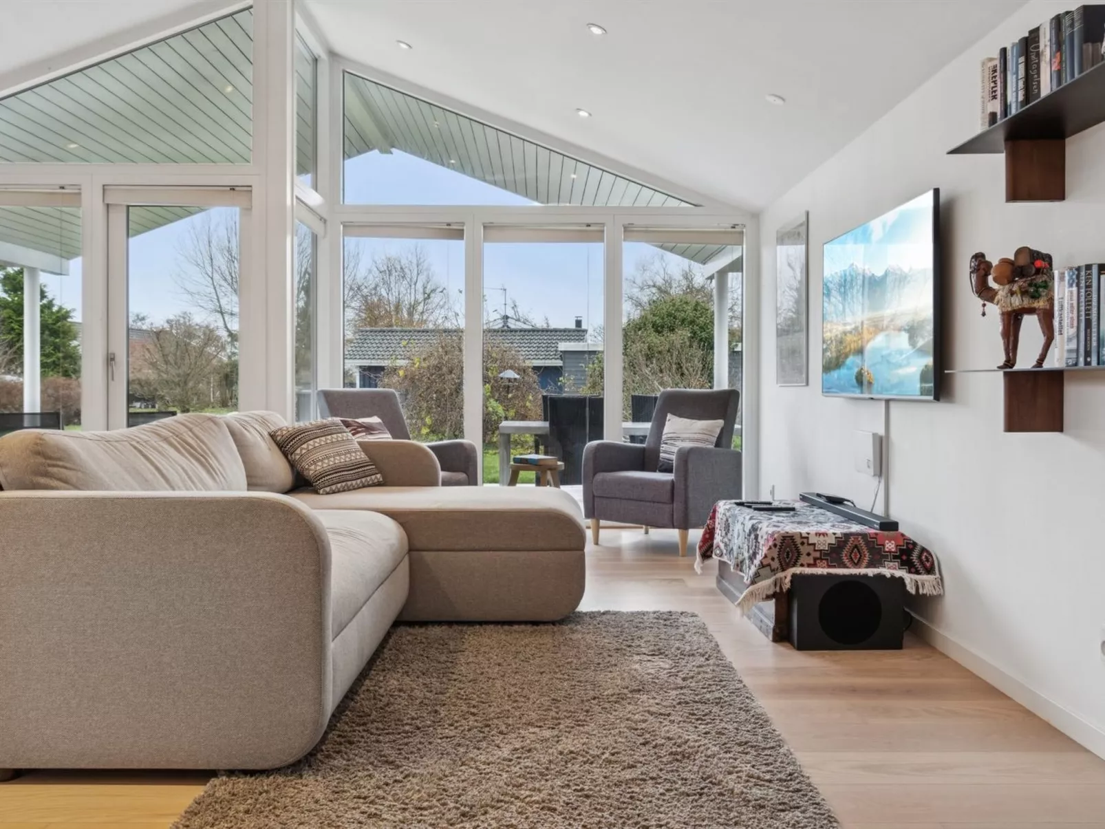 "Siegfried" - 300m to the fjord-Inside