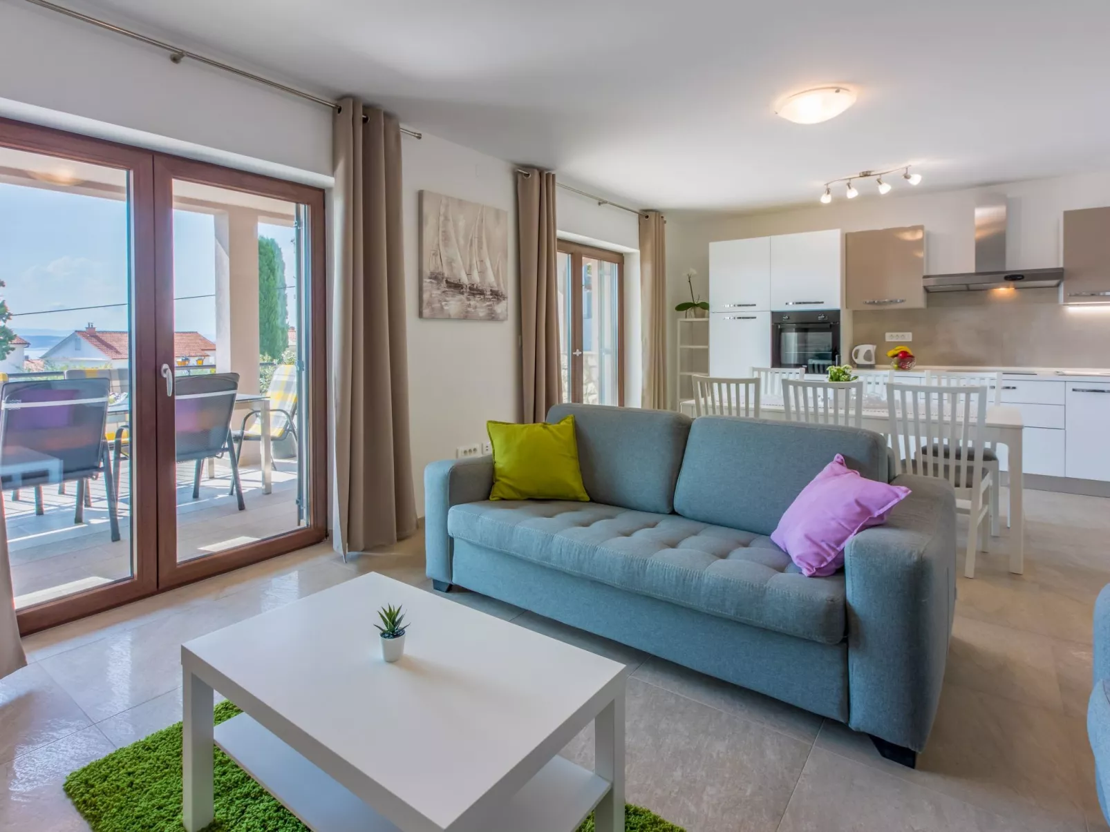 Wohnung im Erdgeschoss mit Terrasse-Drinnen