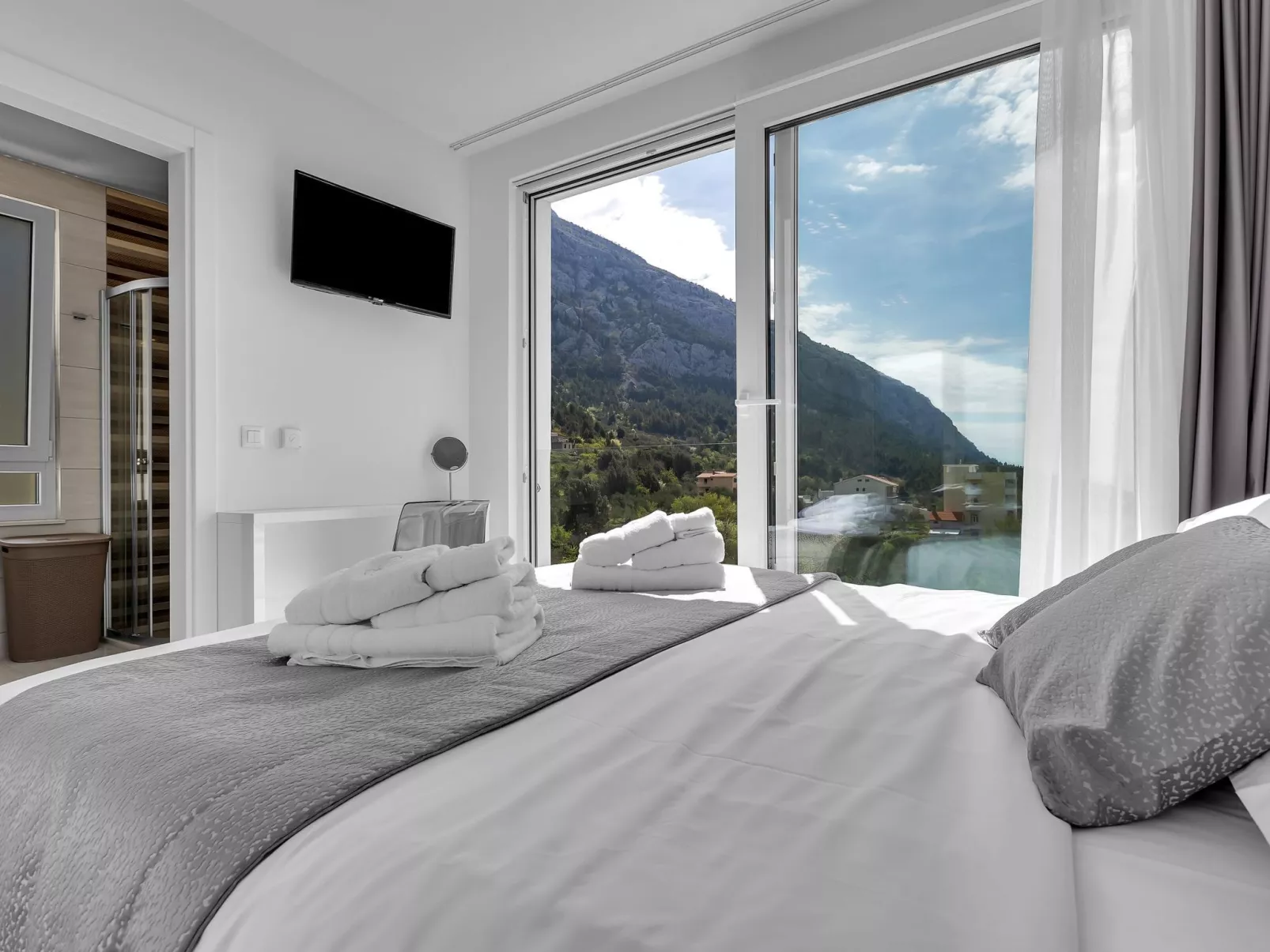 Villa Oscar mit Pool-Image-tags.info