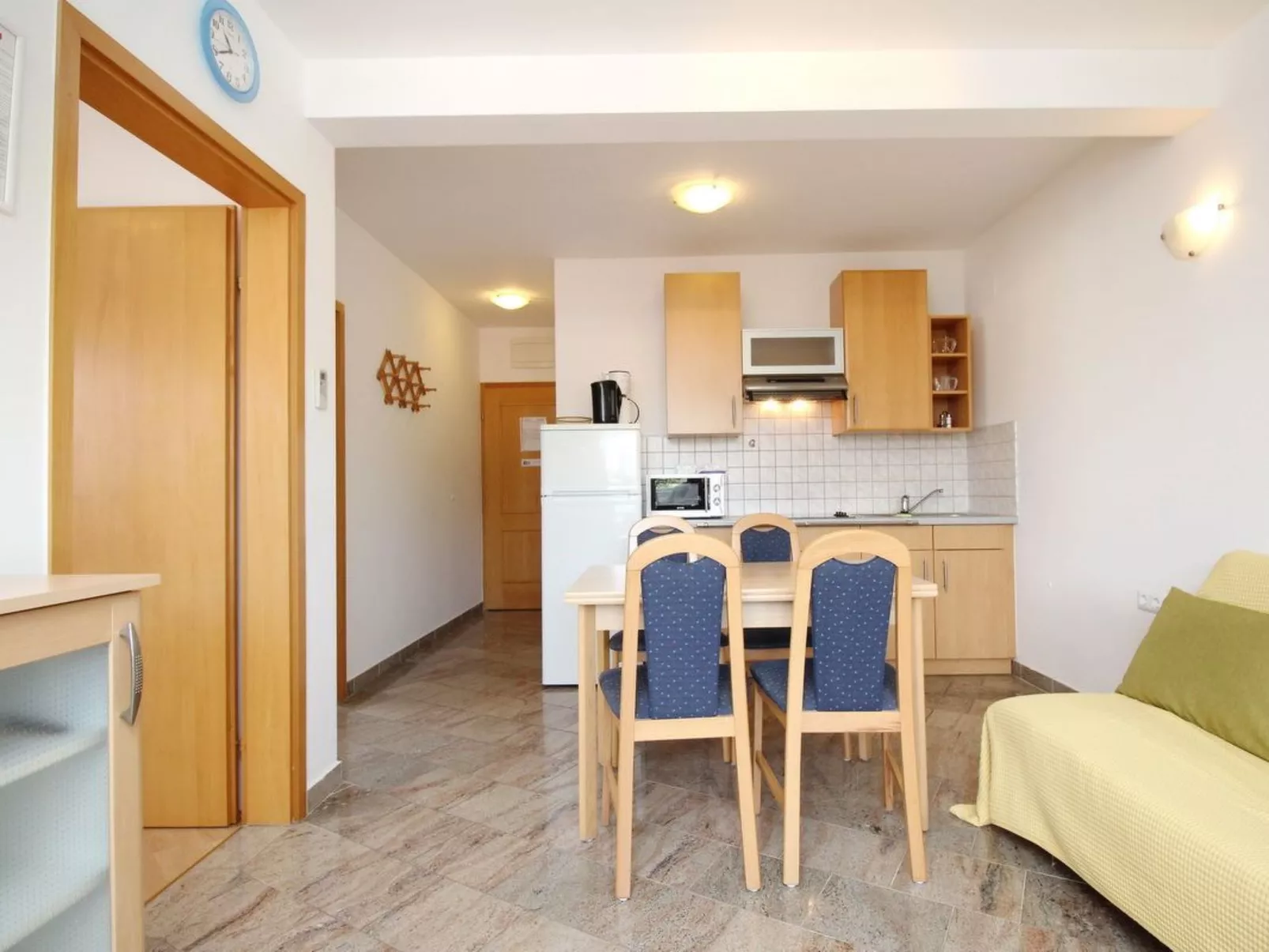 Wohnung in Baška mit Eigenem Balkon-Drinnen