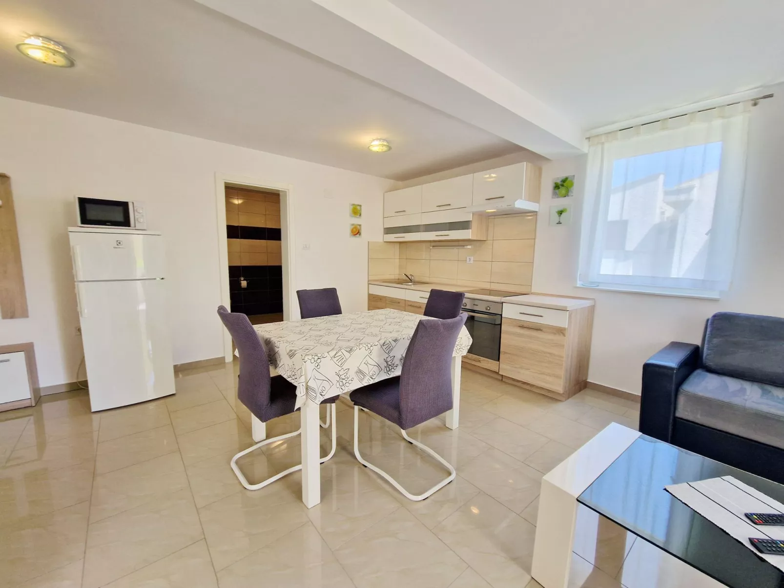 In Baška mit Eigenem Balkon-Drinnen