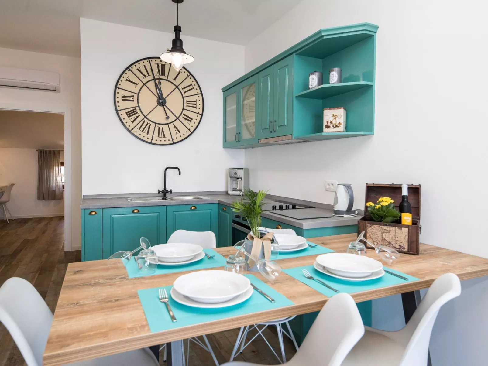 Wohnung für 4-5 Personen, 100m vom Strand entfernt-Dedans