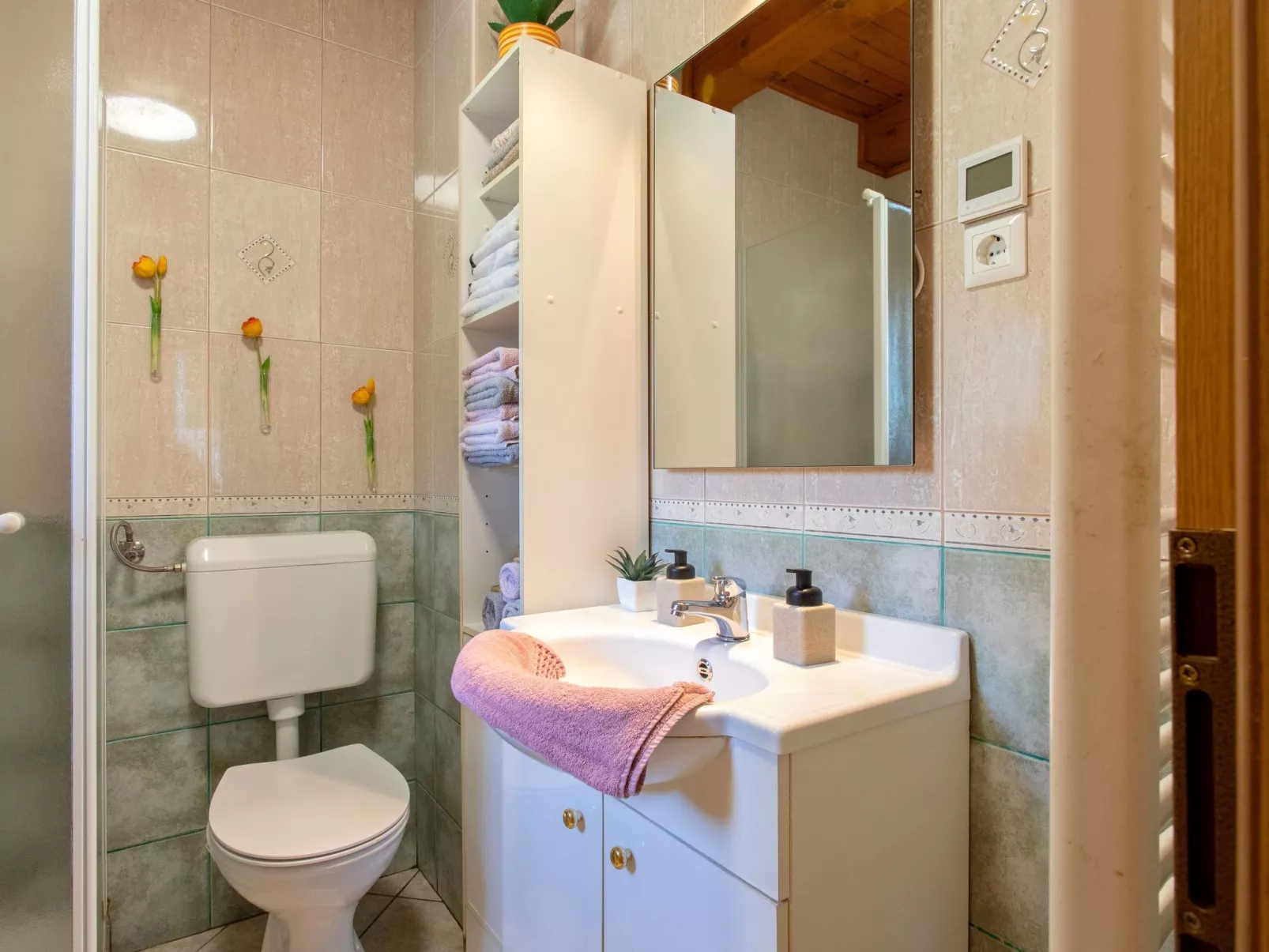 "Schmetterlingsplatz"-Drinnen