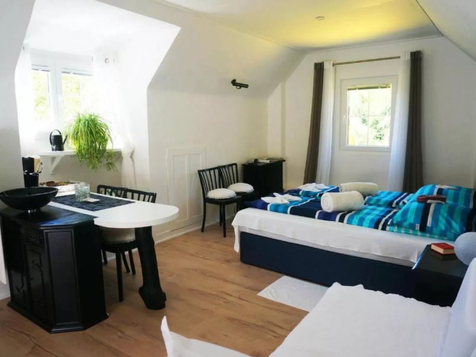 Black & White-Inside