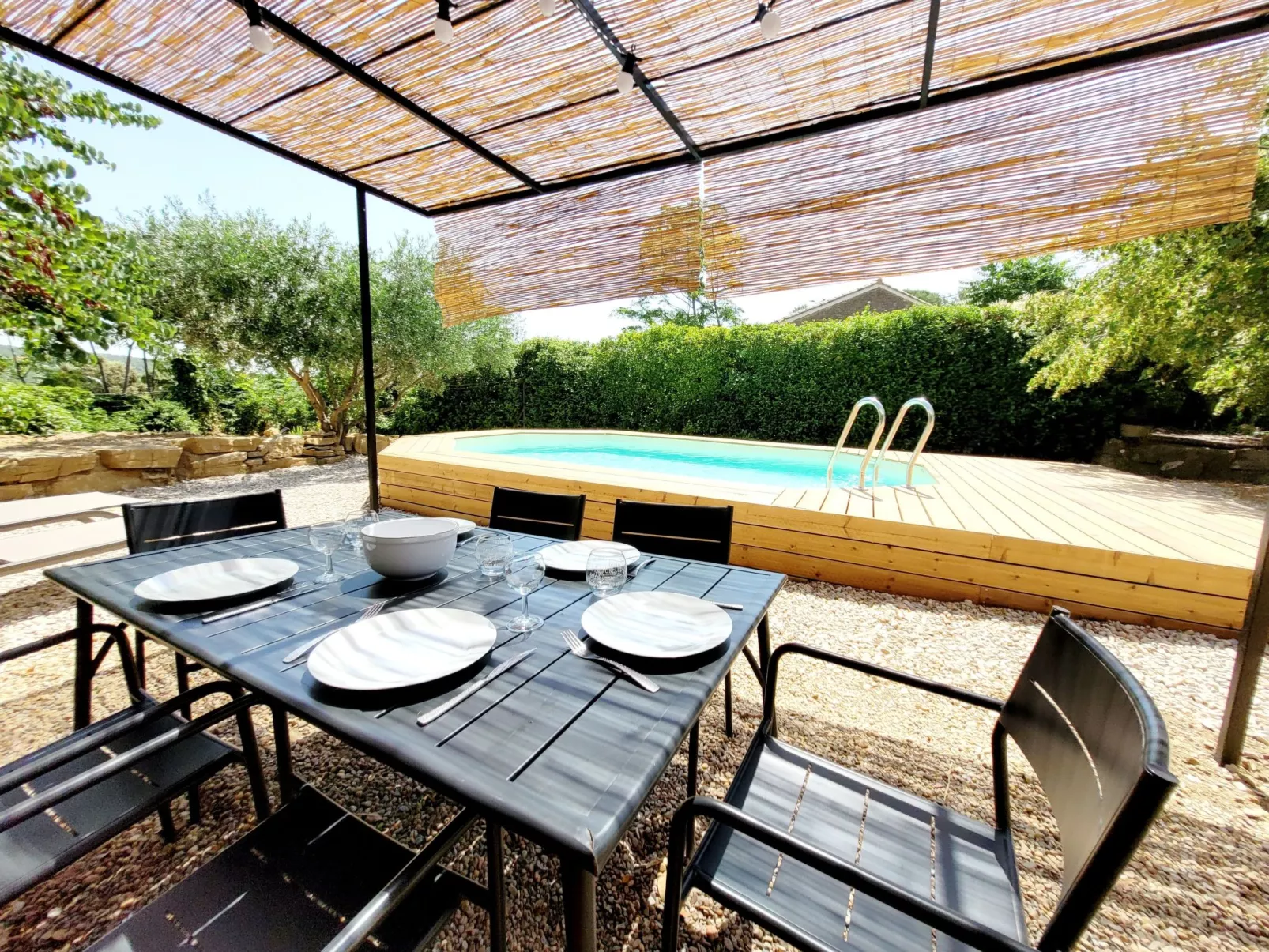 Angenehmes Ferienhaus für 5 Personen-Outside